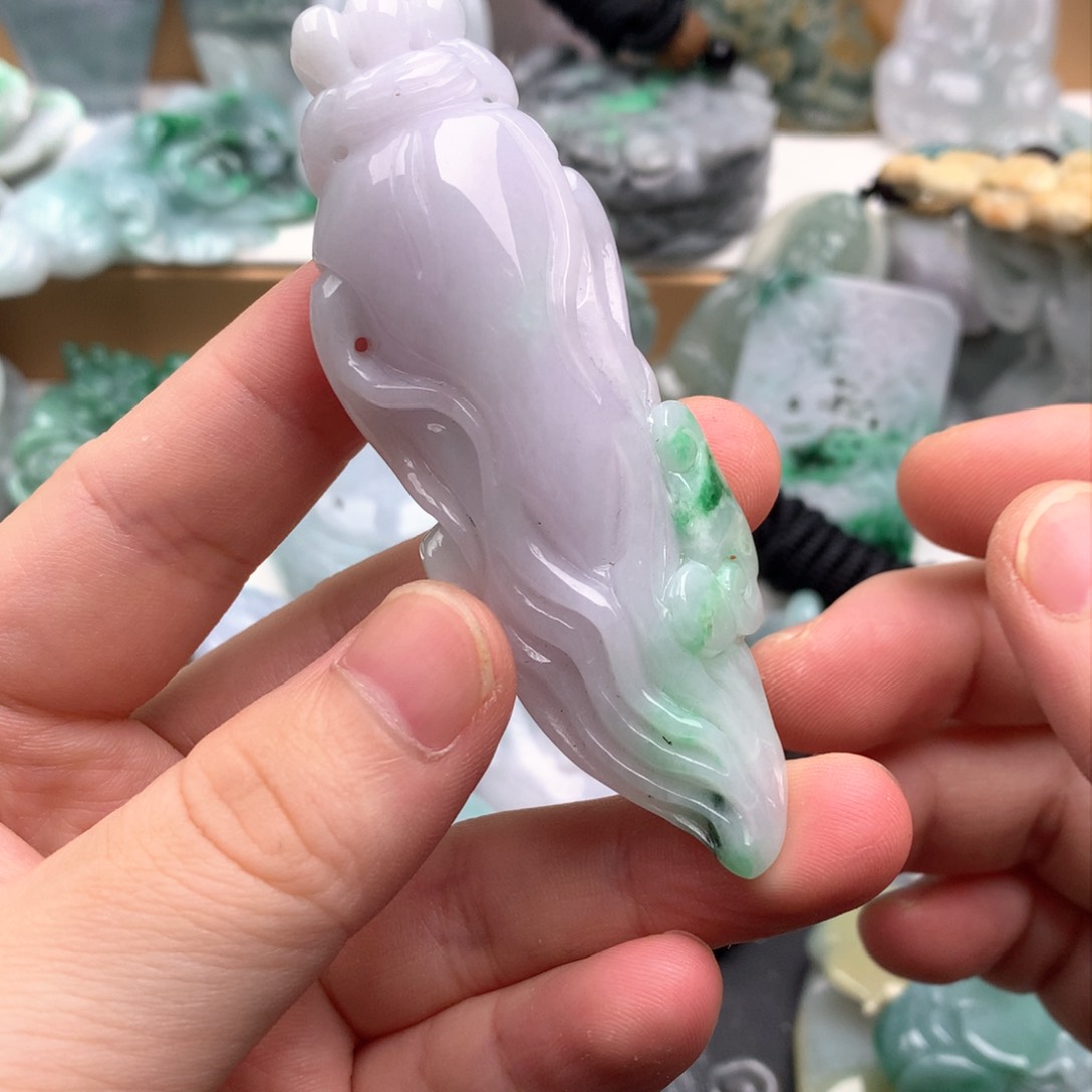 吊坠(不含链)未镶嵌翡翠