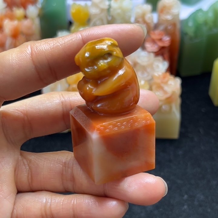 老挝石。。。。。。。。。。