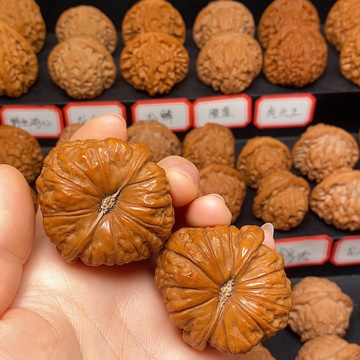 文玩核桃把件大*弟南瓜44
