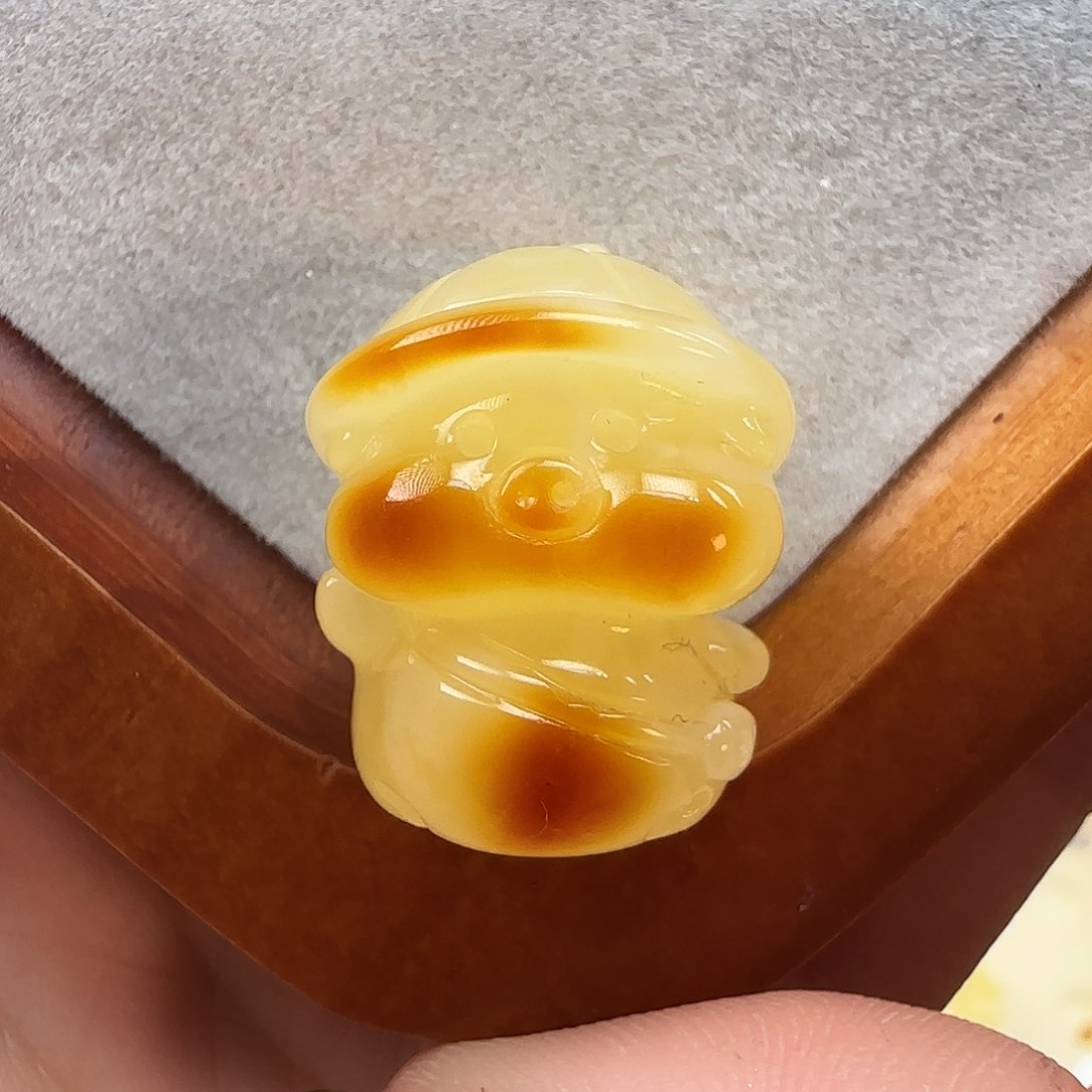 未镶嵌琥珀裸石蜜蜡