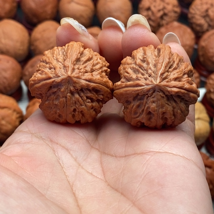 核桃精品文玩核桃手捻三棱