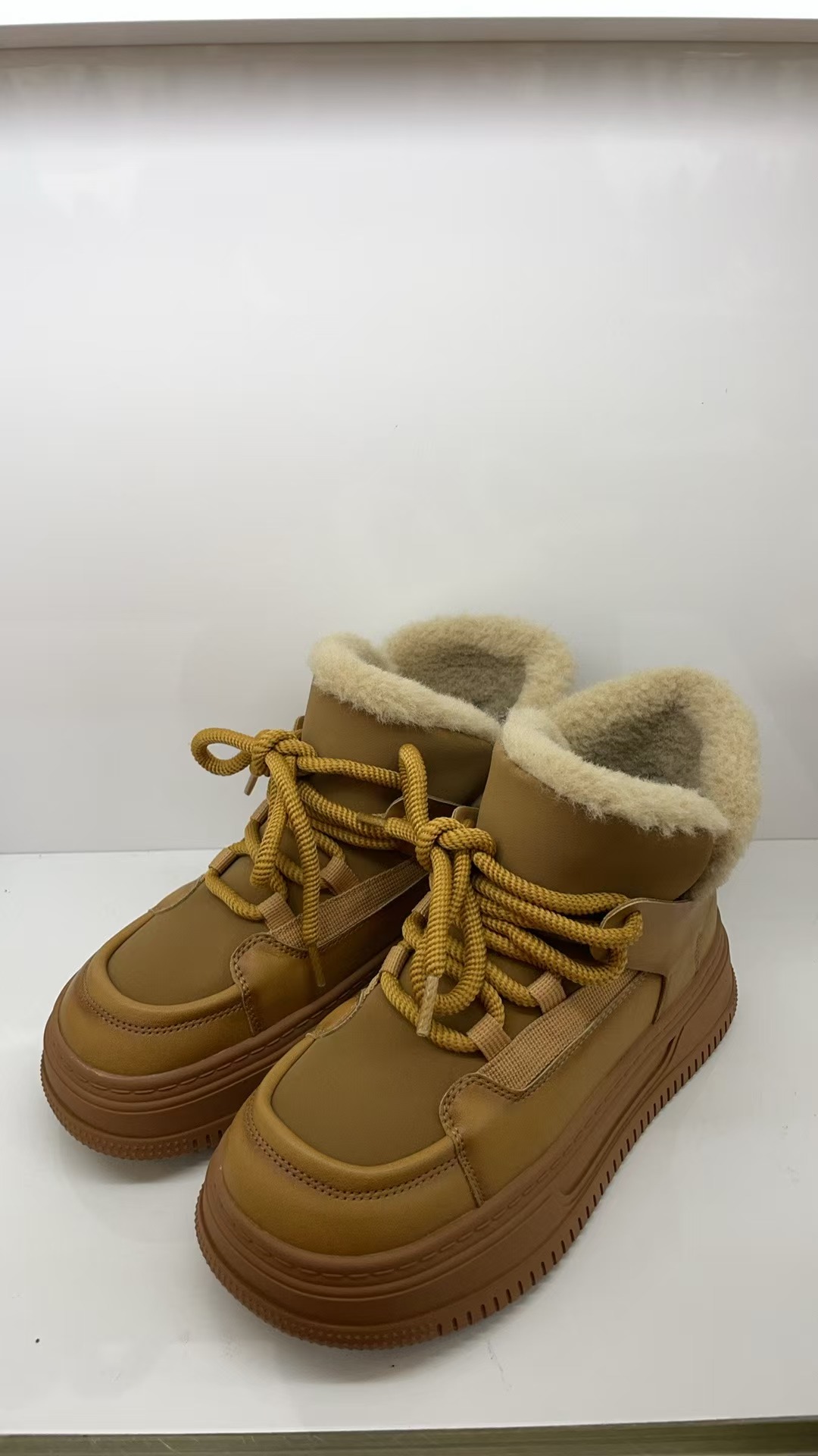 新款气质休闲百搭女士[大棉]休闲鞋A/ZDD/9105