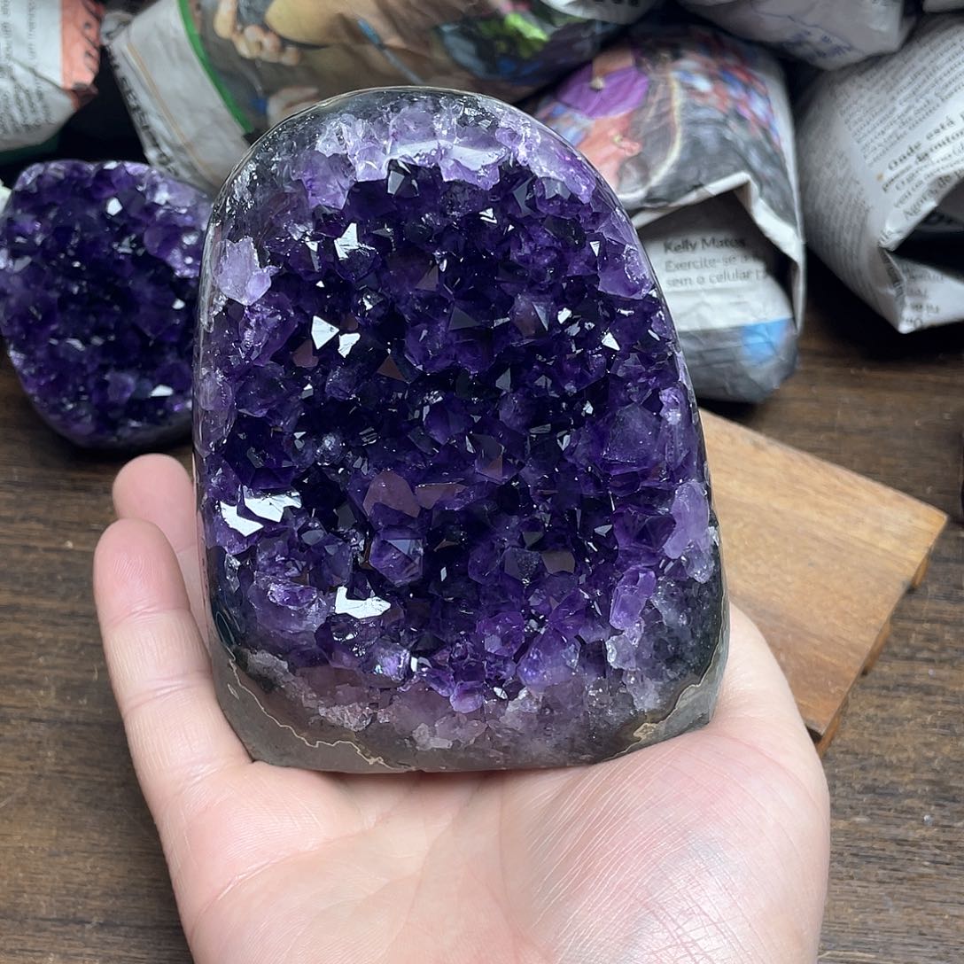 紫晶大型摆件（非配饰）未镶嵌