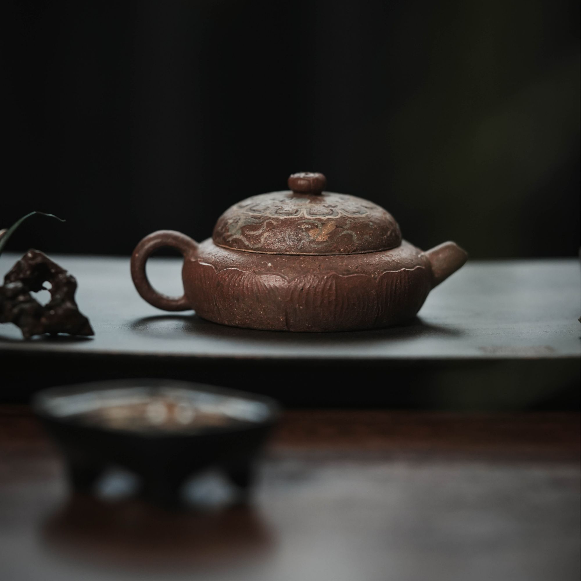 外山老师手作紫砂作品莲花壶