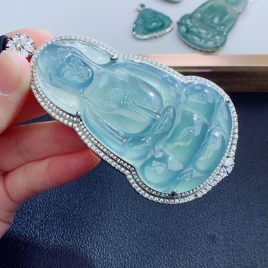 翡翠颈饰银S925镶嵌翡翠