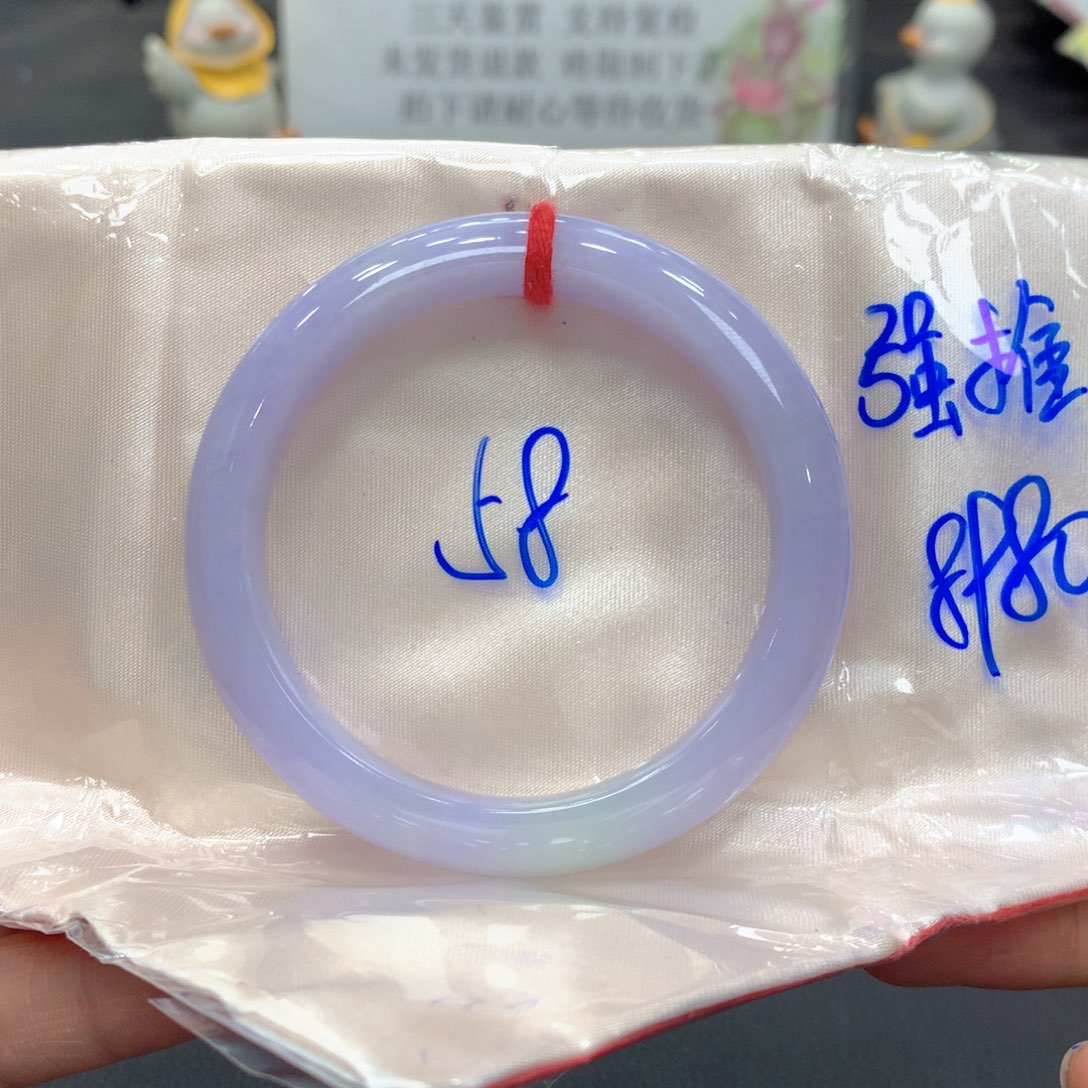 翡翠手镯未镶嵌c***s翡翠