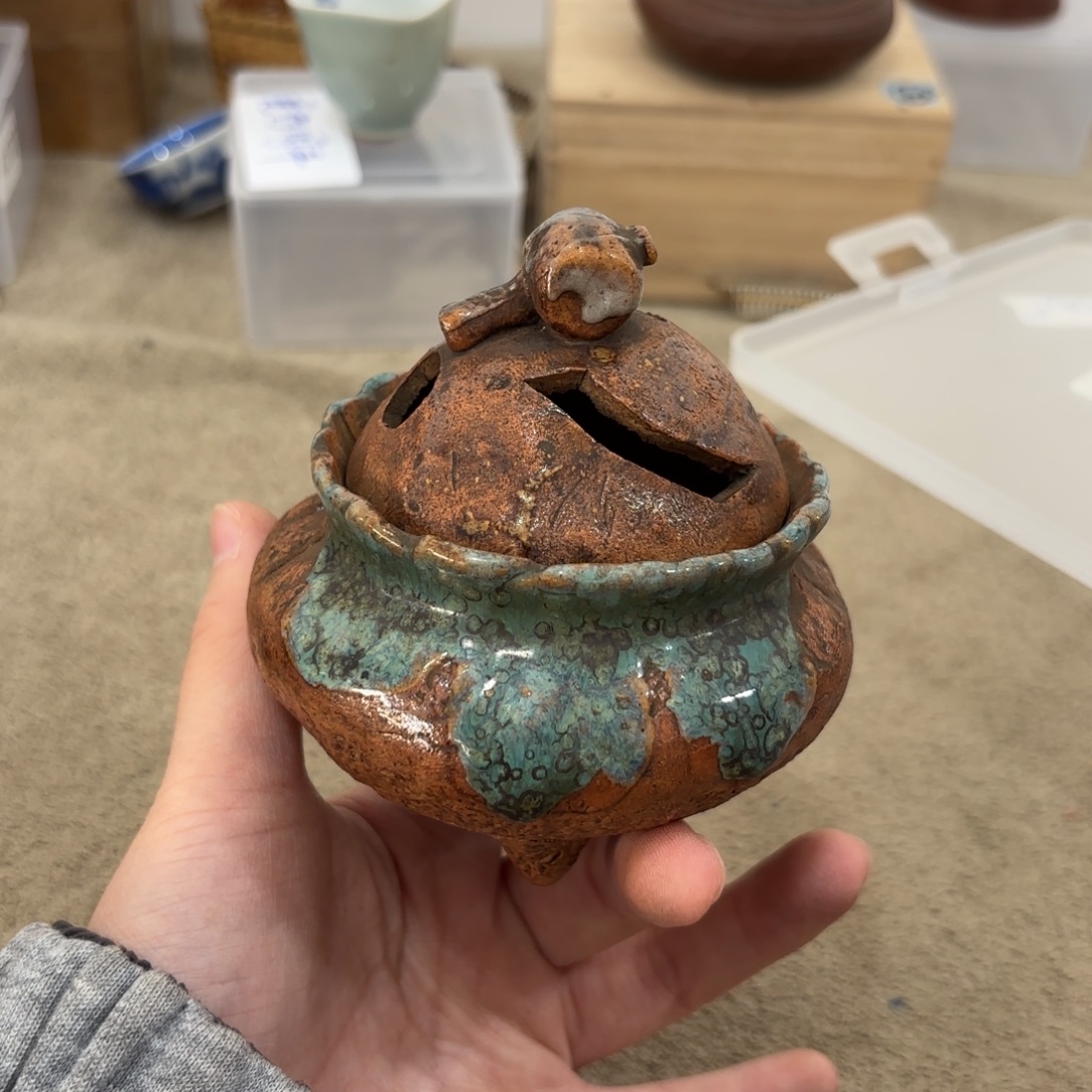 瓷片非常好看漂亮的物品 