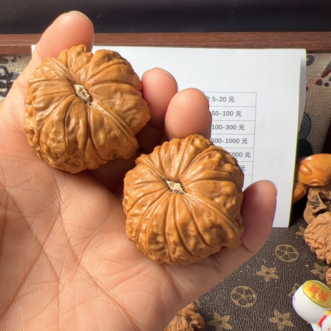 文玩核桃吊坠南瓜44凹底