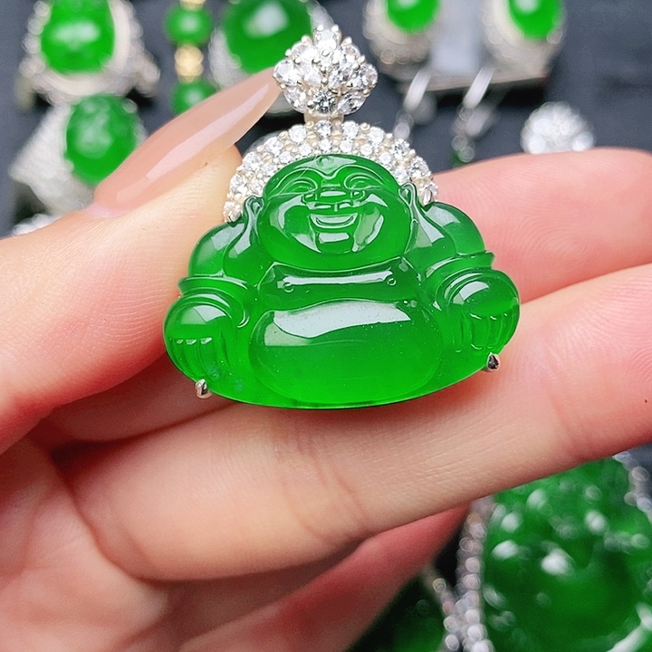翡翠吊坠(赠链)银S925镶嵌高冰阳绿佛公
