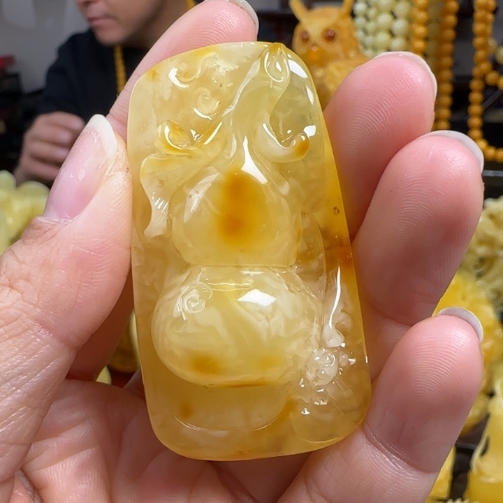 蜜蜡珠宝奇石未镶嵌