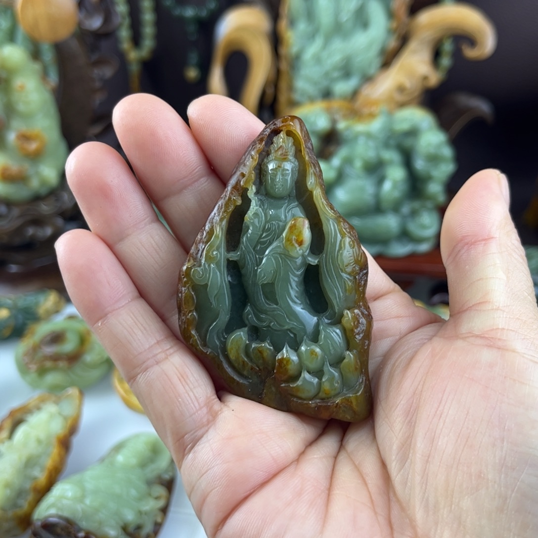 吊坠(不含链)未镶嵌岫岩河磨玉（透闪石质玉）