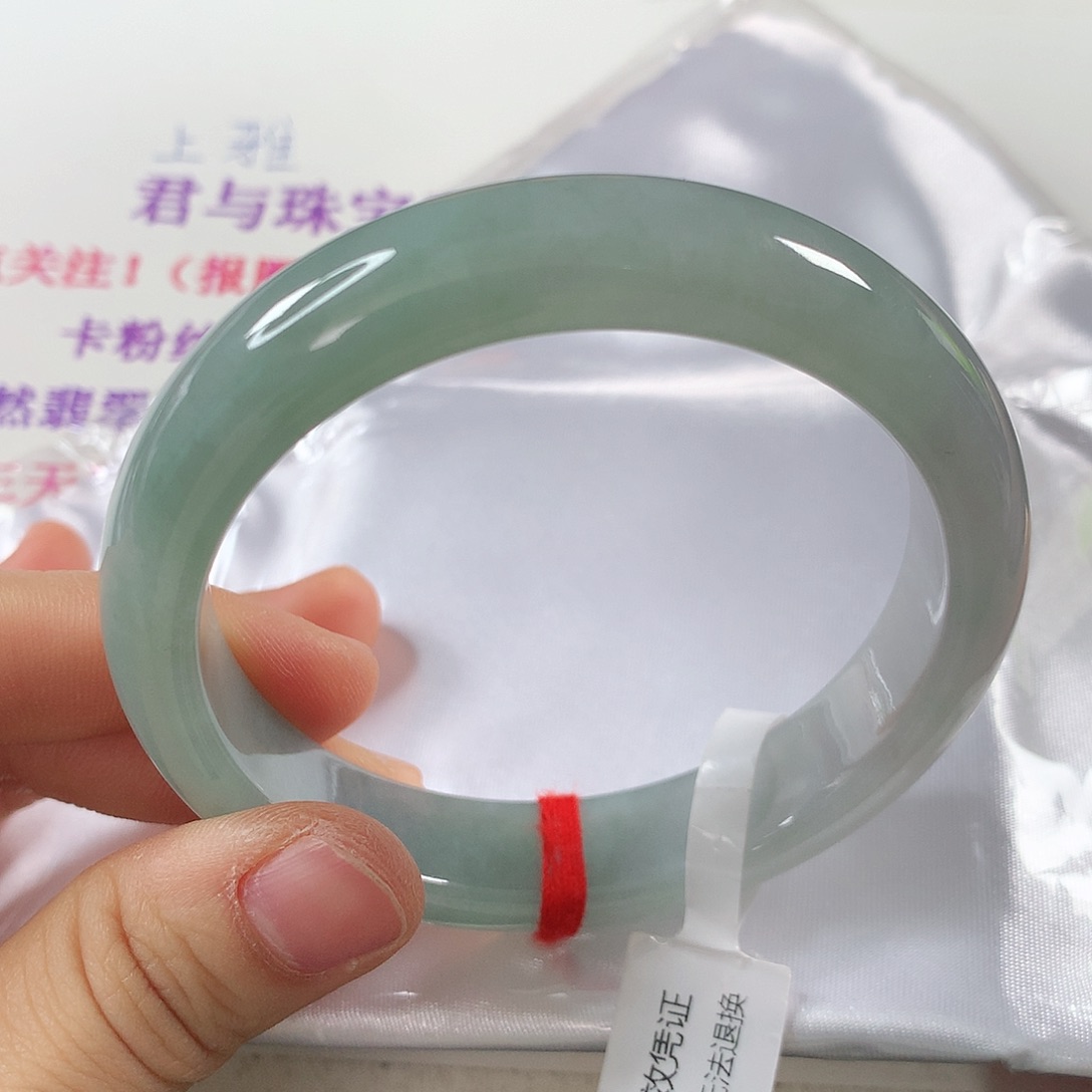 翡翠手镯未镶嵌 正圈①①⑦