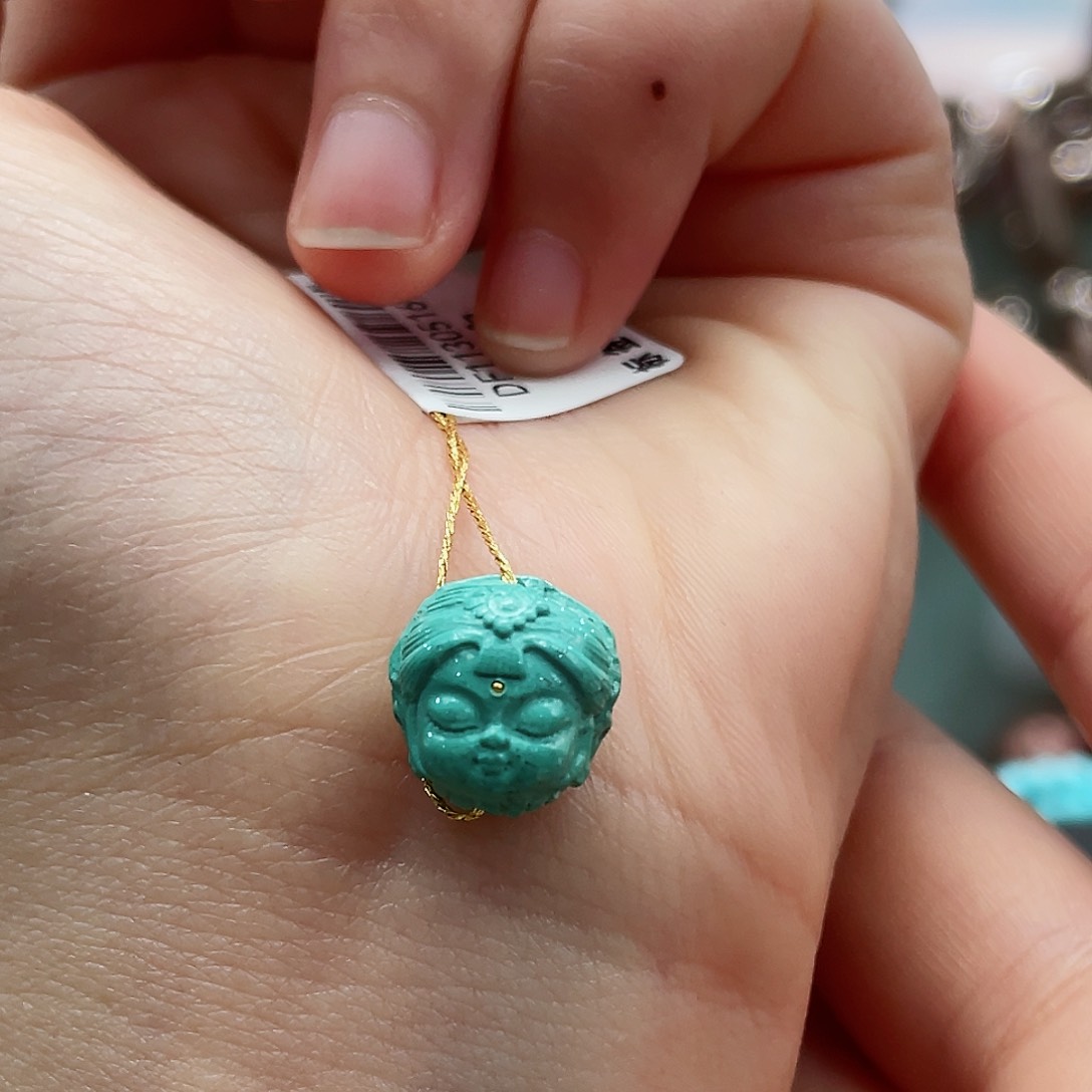 绿松石颈饰未镶嵌