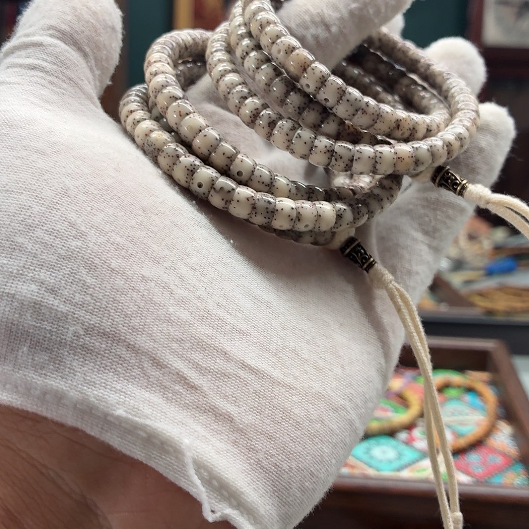 星月菩提吊坠藏切带铂金三通