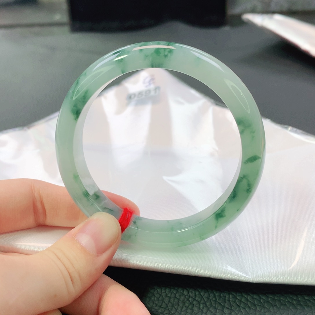 翡翠手镯未镶嵌0591号