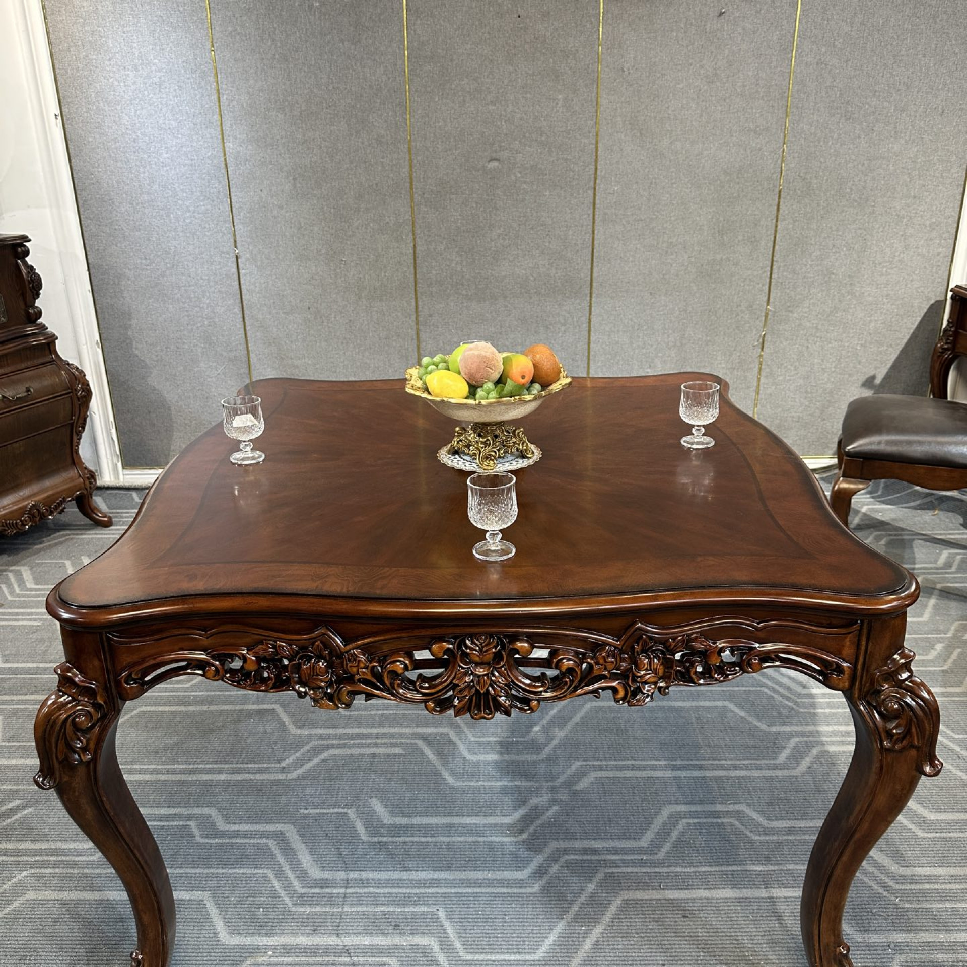 210 方桌 1250*1250*790 美式古典 餐桌