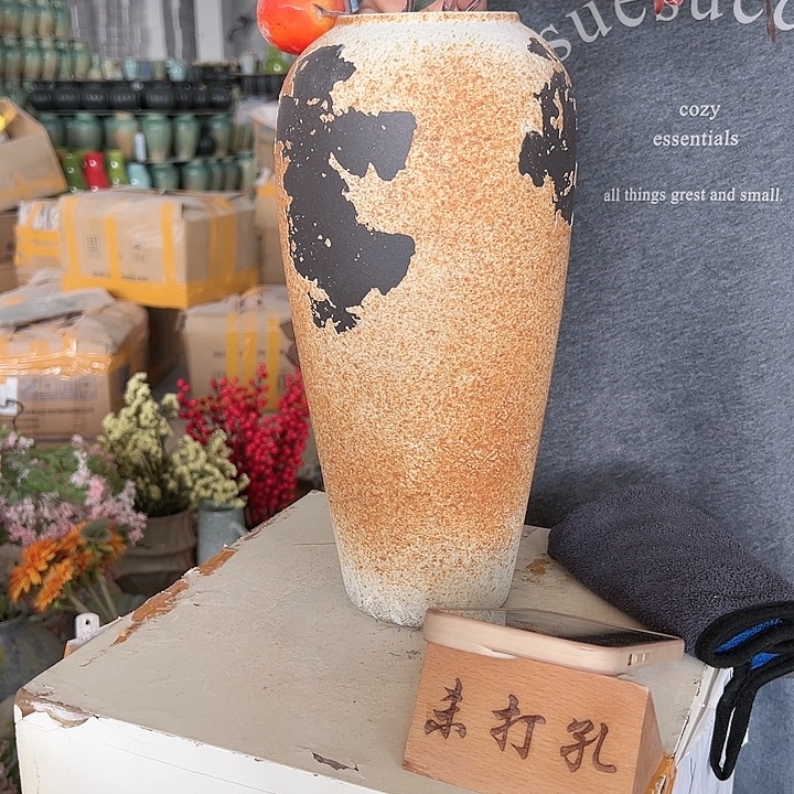 景德镇陶瓷花瓶工厂