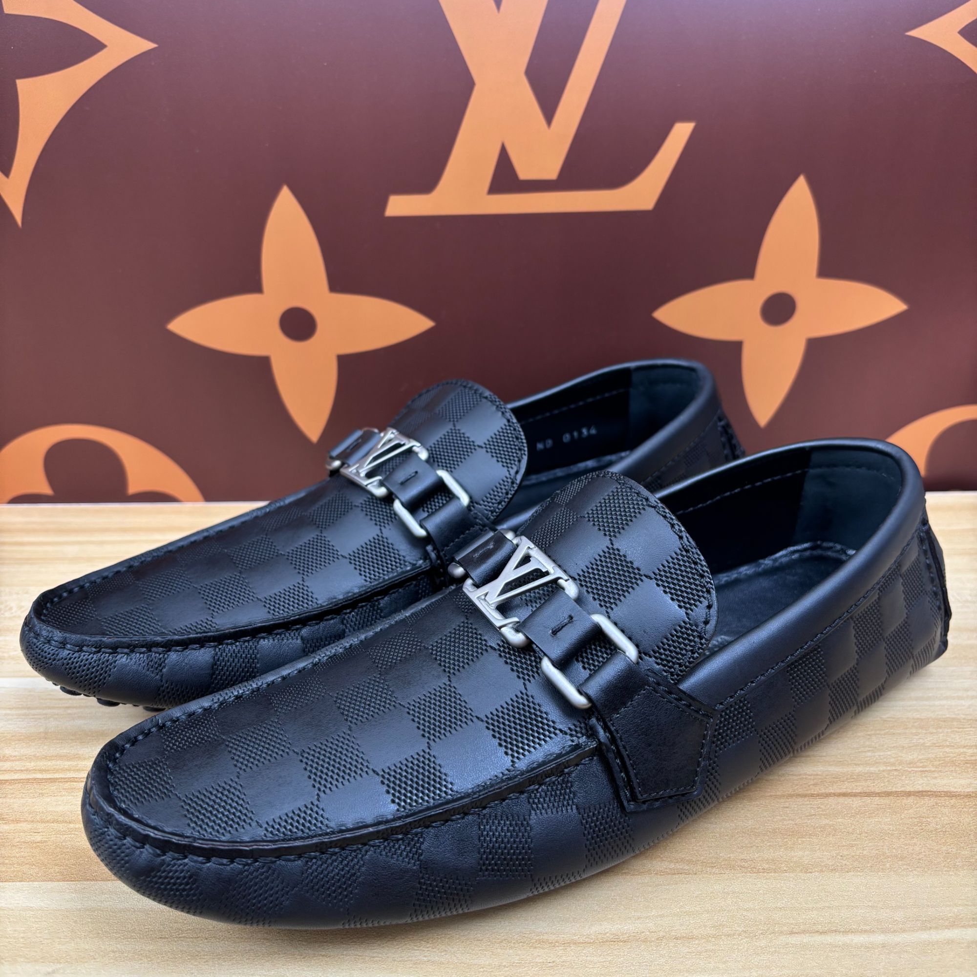 未使用 LouisVuitton/路易威登 银标扣配棋盘格豆豆鞋休闲男款