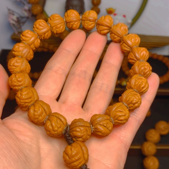 文玩核桃吊坠高山铁子15