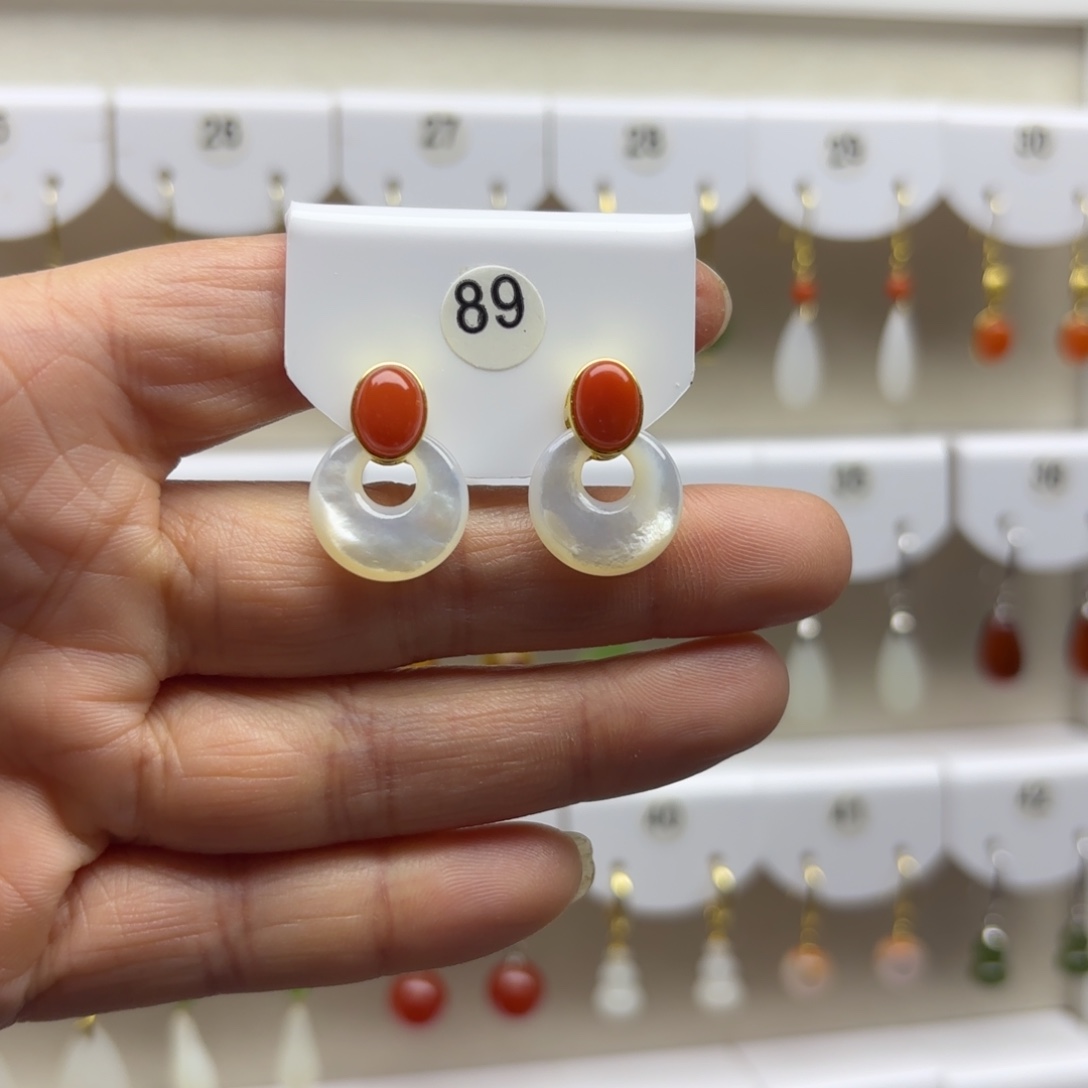 南红玛瑙银S925镶嵌耳饰