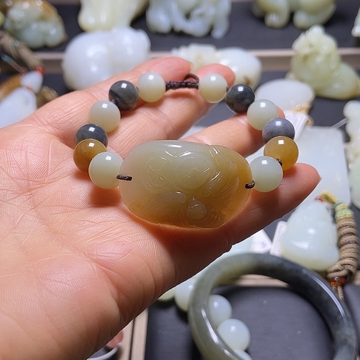 和田玉未镶嵌挂件