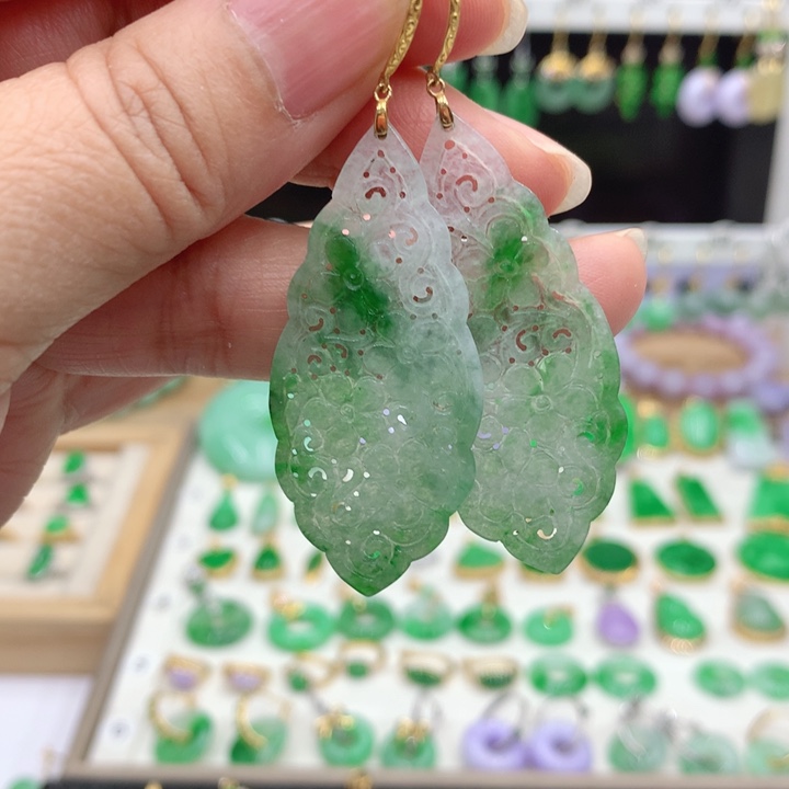 翡翠18K金镶嵌耳饰