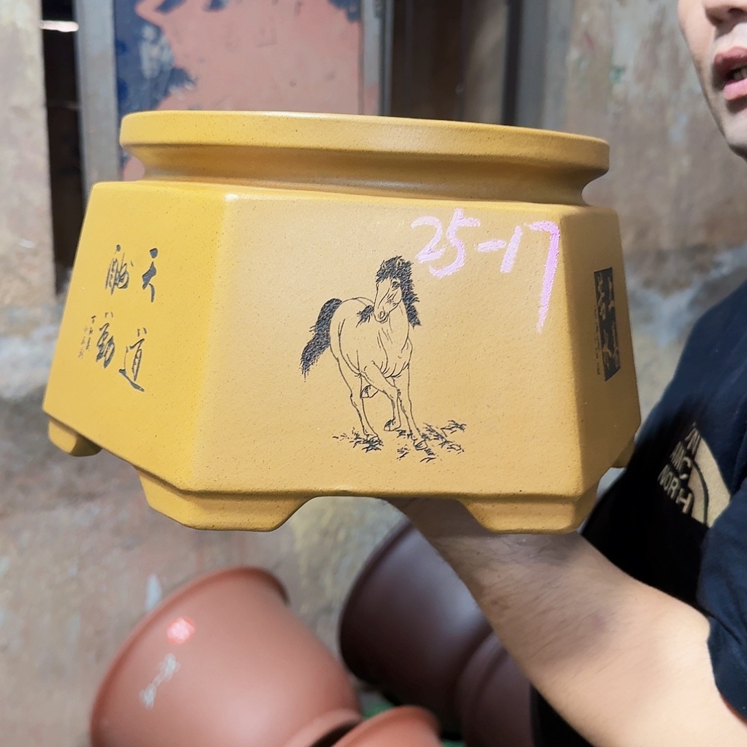 紫砂花盆紫砂花盆