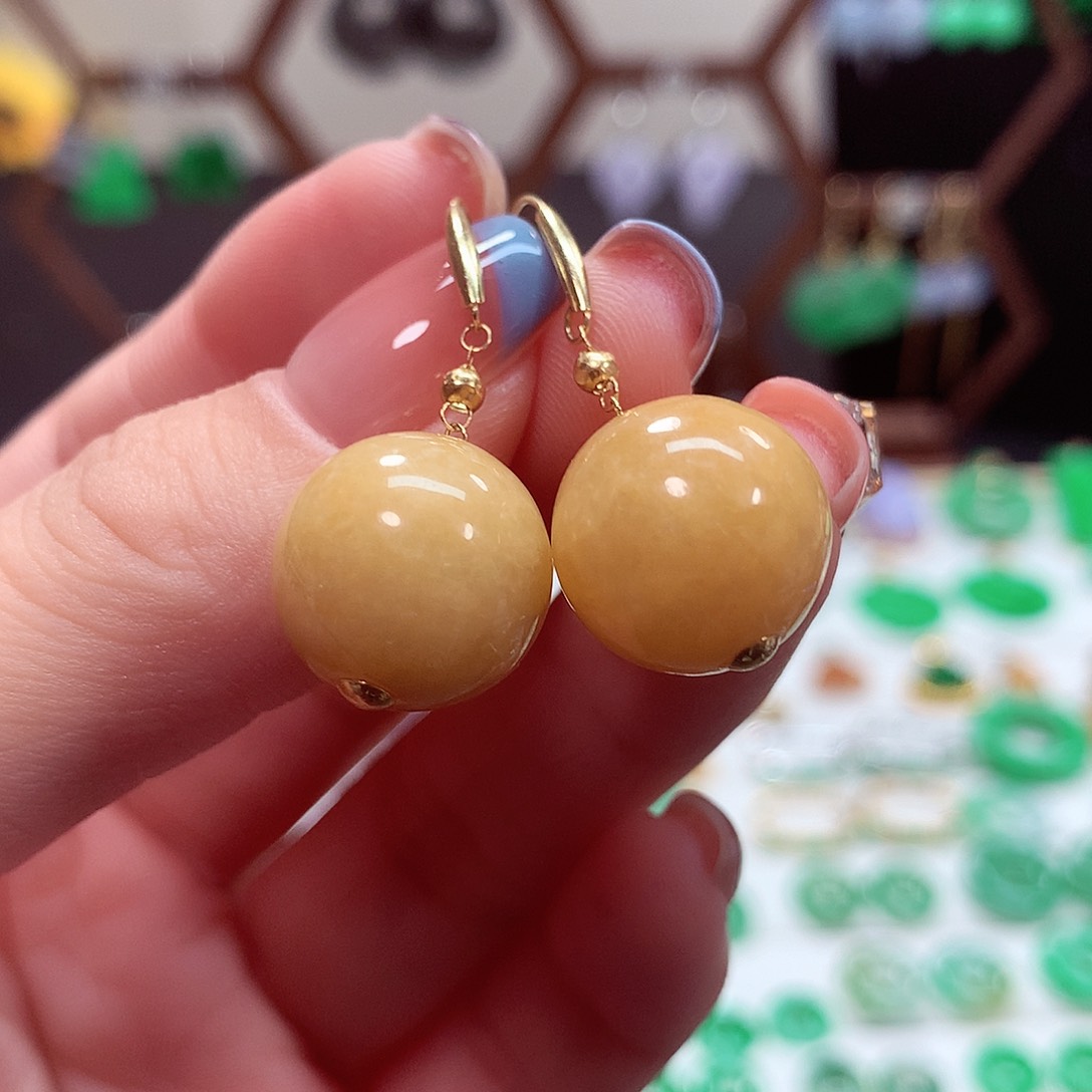 翡翠耳饰18K金镶嵌天然翡翠