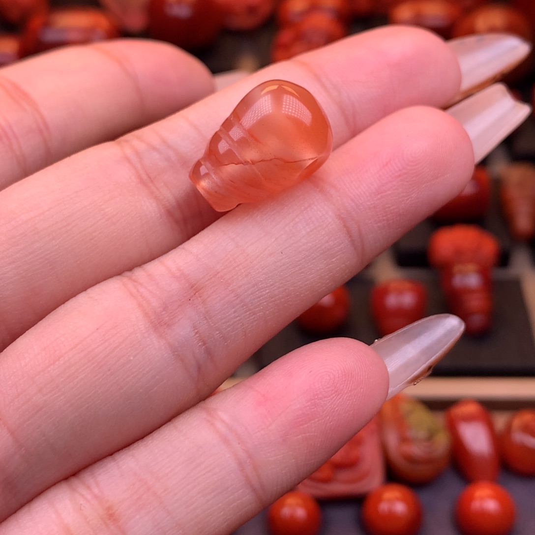 南红玛瑙未镶嵌川料冰飘三通10.9mm