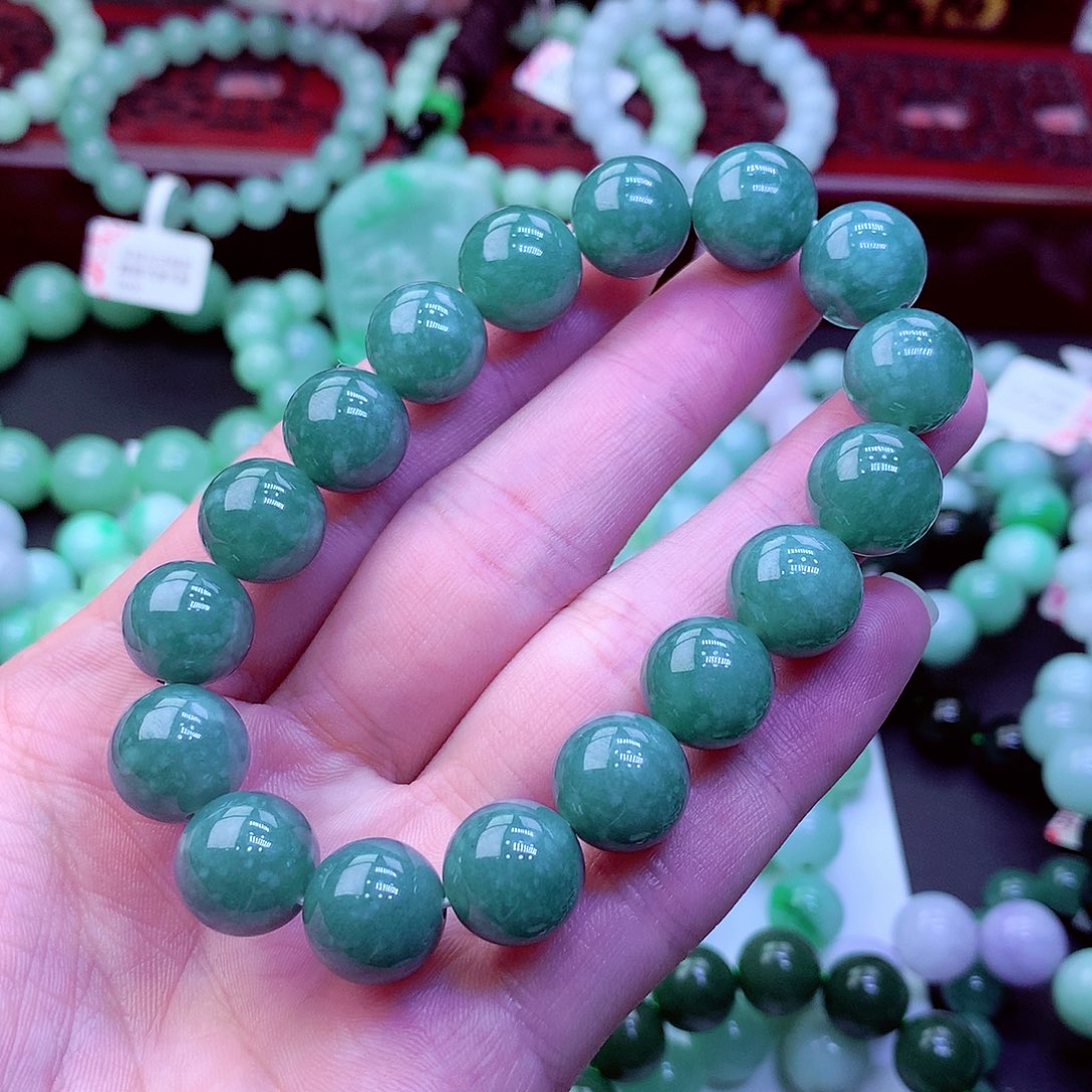 翡翠未镶嵌毛衣链