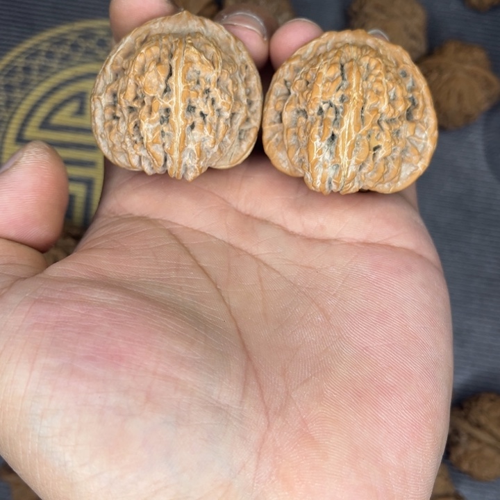 吊坠文玩核桃43白霜天残四座楼