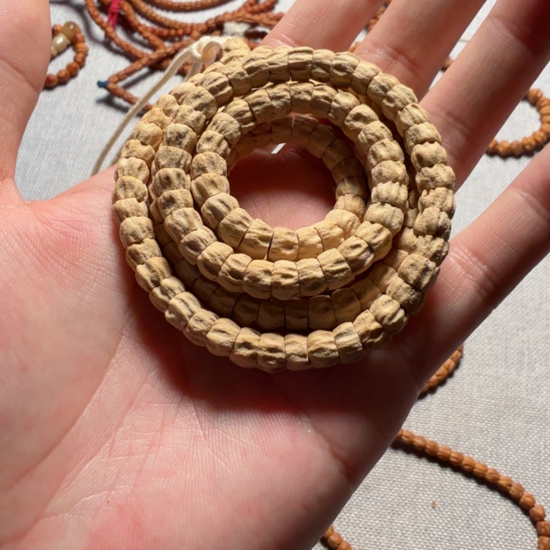 【闪购商品】柏香籽/百香籽吊坠