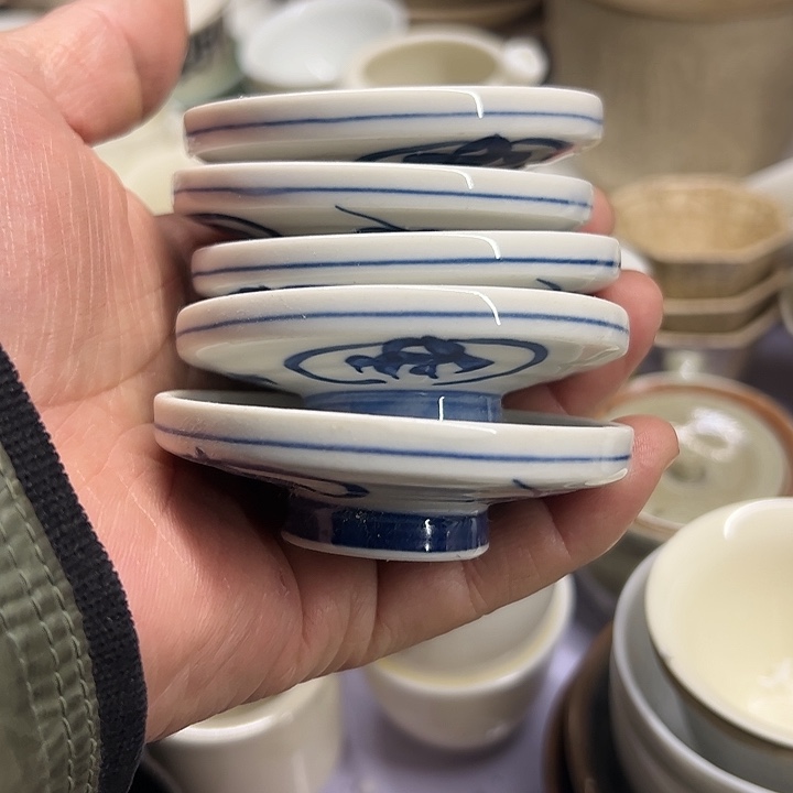 ……………..5只杯托…@