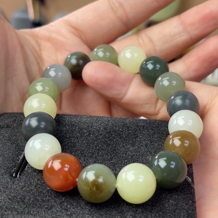 S***y手串未镶嵌和田玉