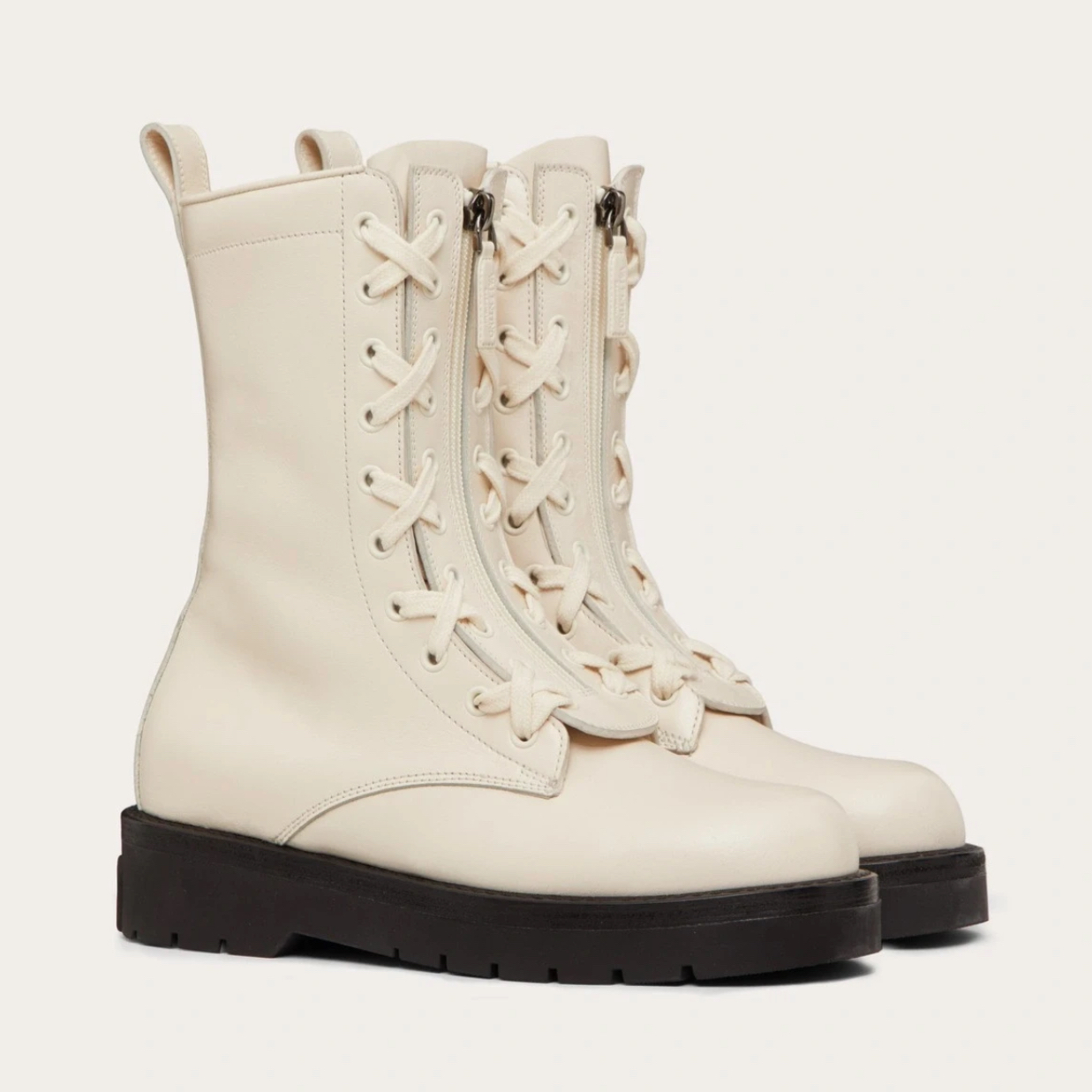 未使用 Valentino/华伦天奴 全新 白色全皮面时尚厚底中筒靴 36码