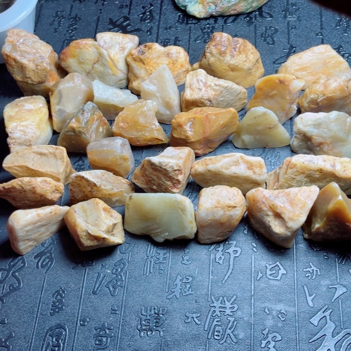 昌化石30颗软底随形章