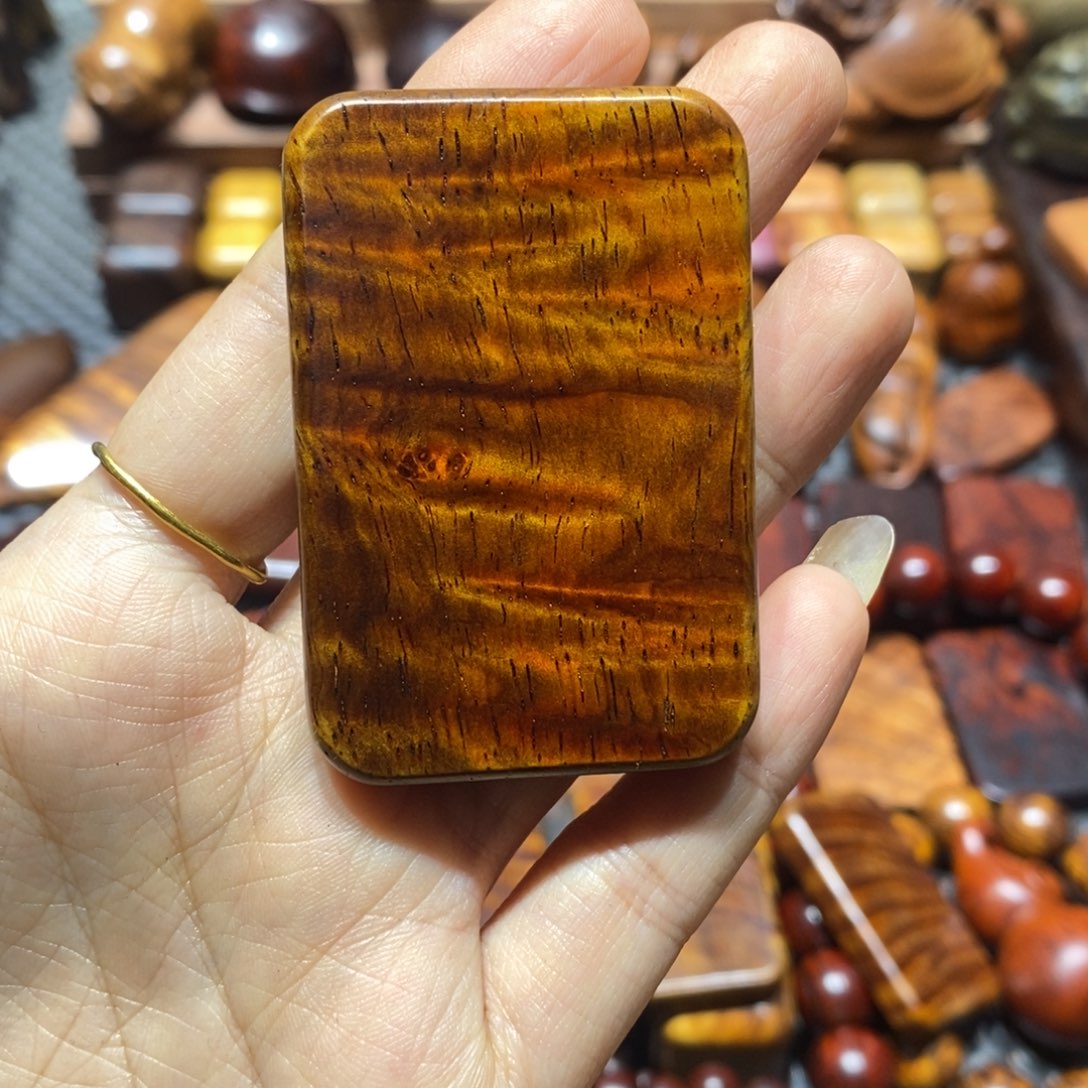 大***康微凹黄檀（南美大红酸枝）木