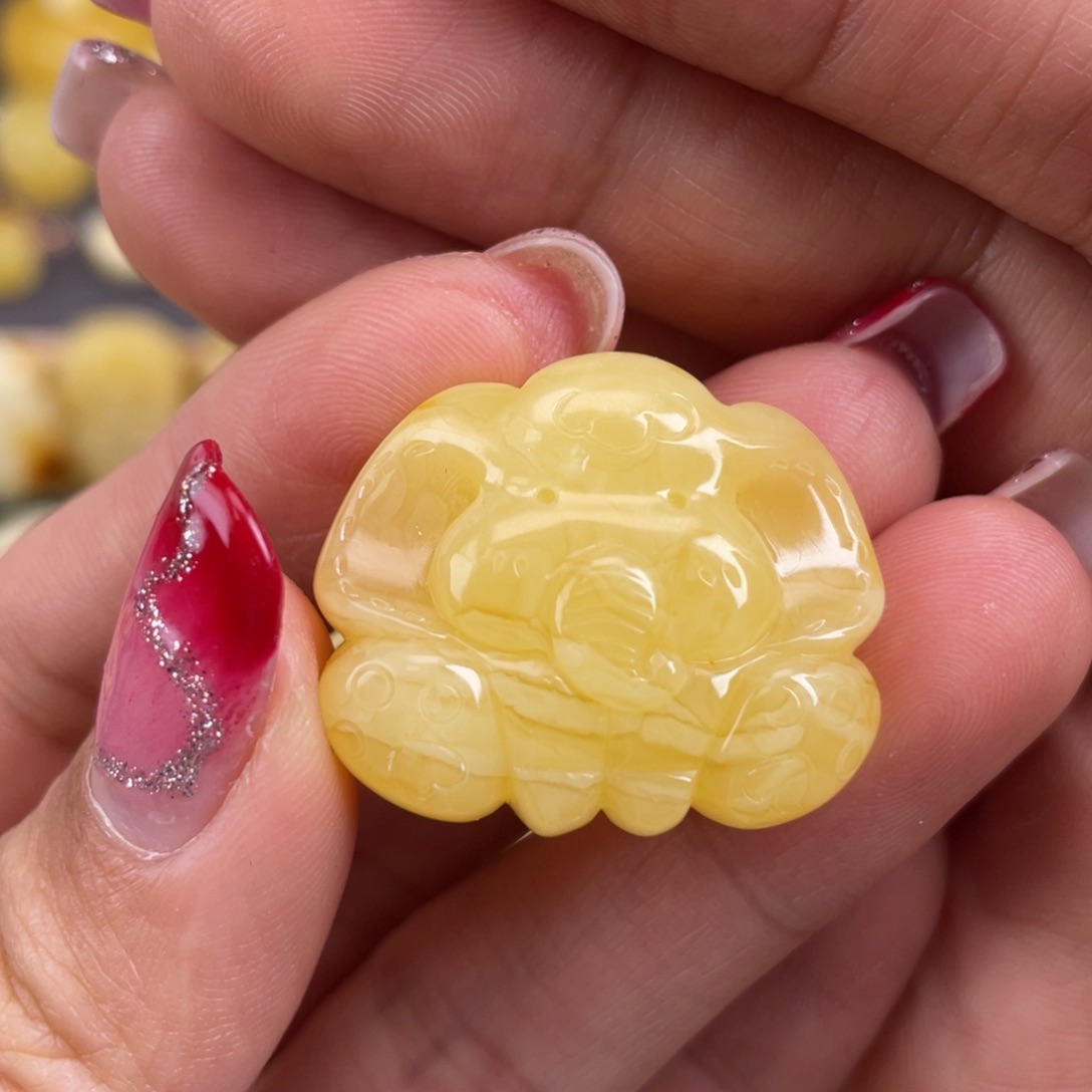 琥珀裸石未镶嵌蜜蜡