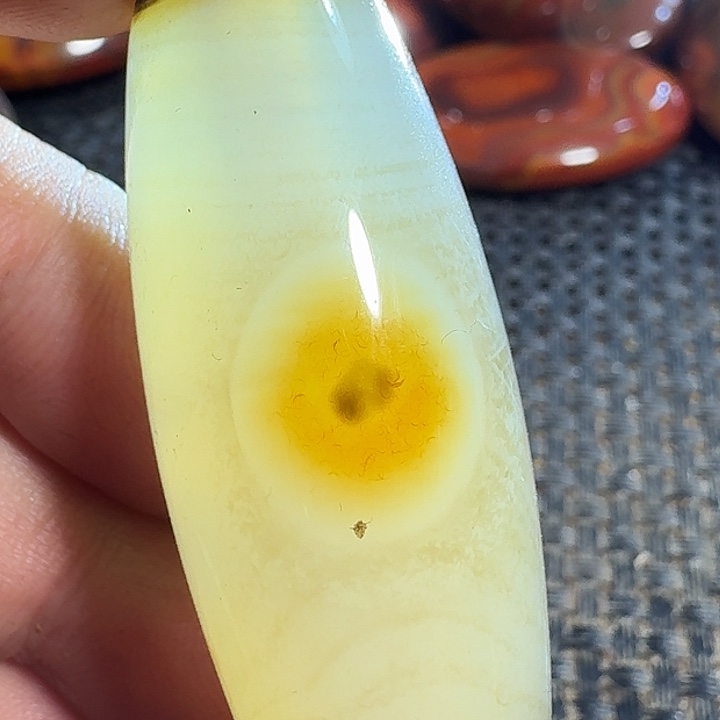 方***冀玛瑙/玉髓未镶嵌颈饰