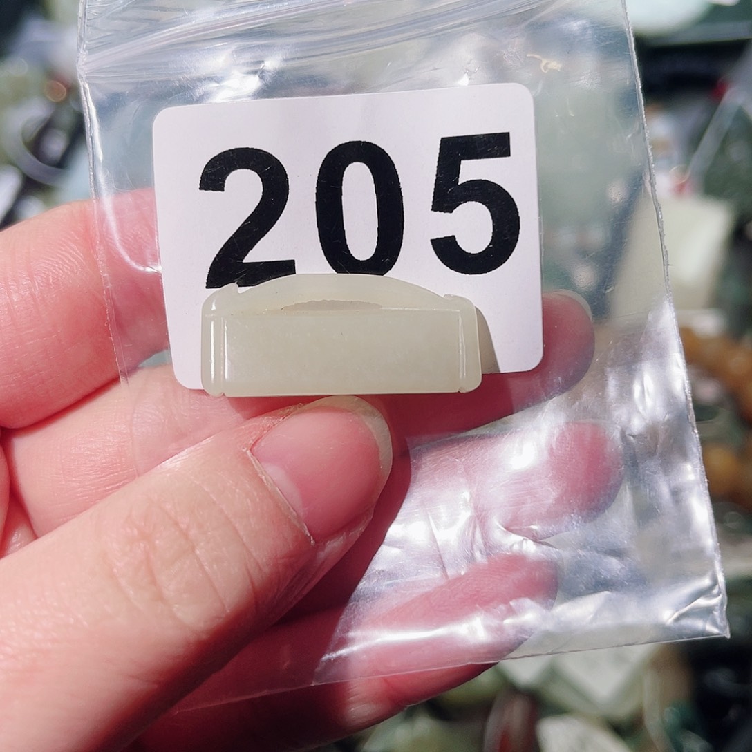 和田玉（糖玉）颈饰未镶嵌