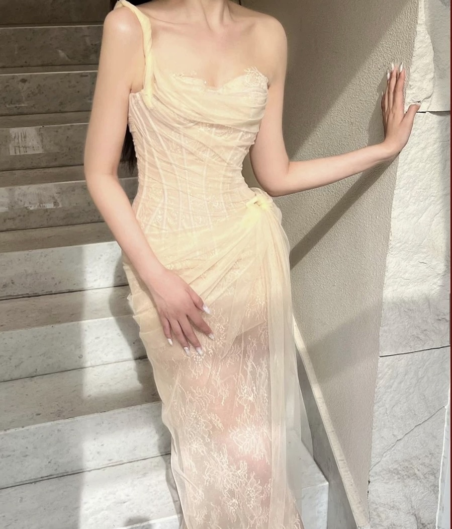 越南小众设计单肩网纱修身抹胸裙37