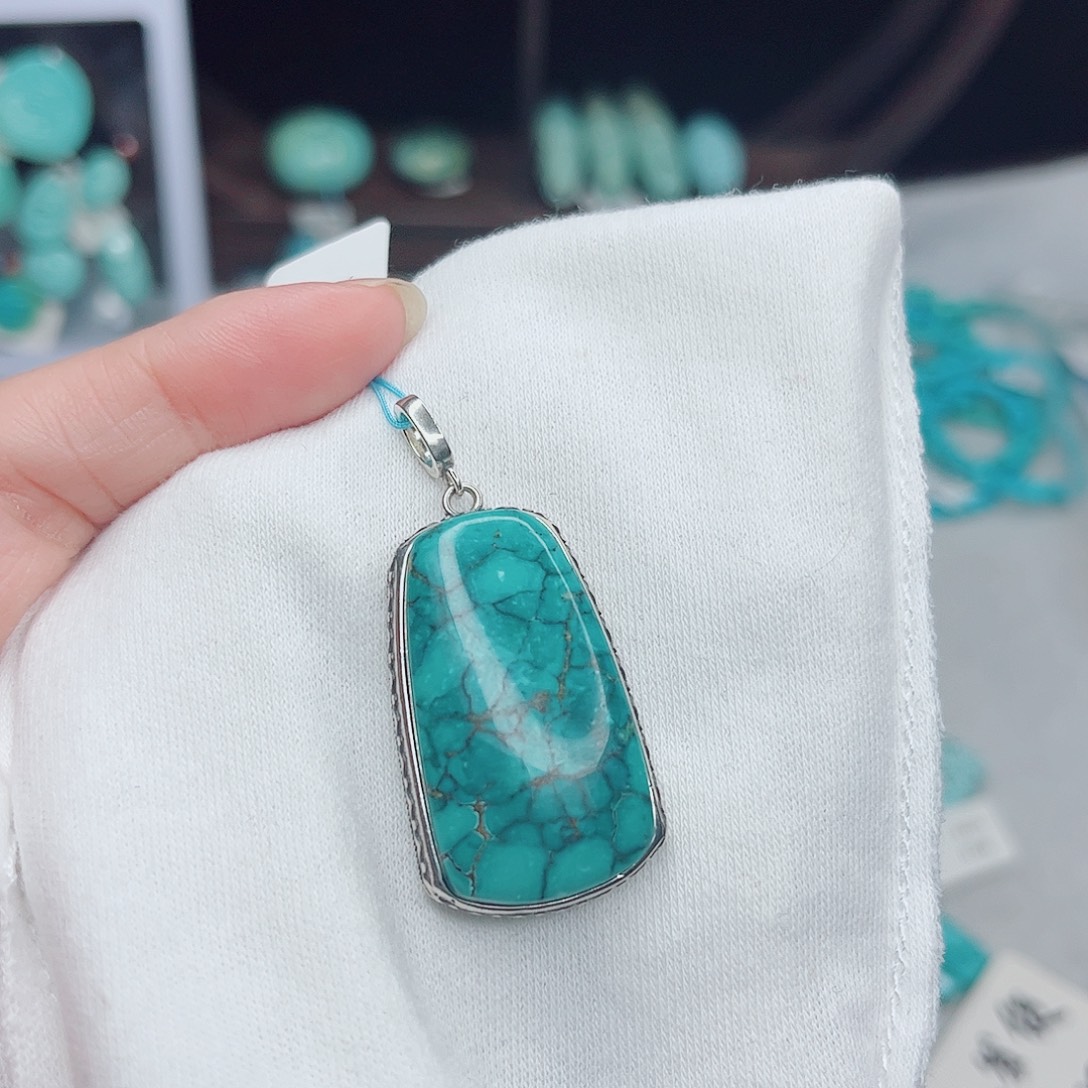 绿松石未镶嵌绿松石