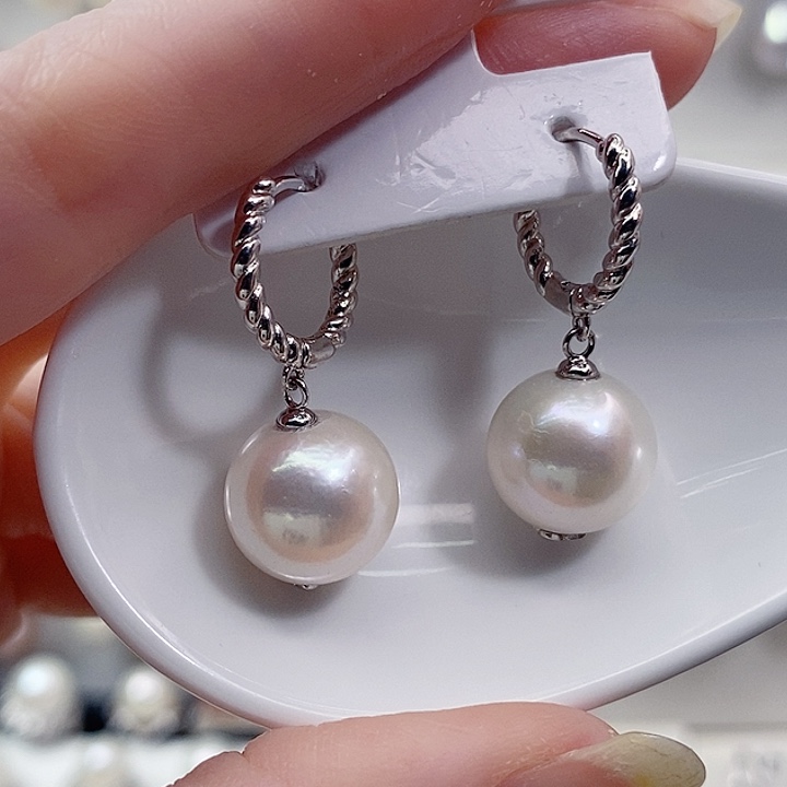 耳饰银S925镶嵌淡水珍珠A