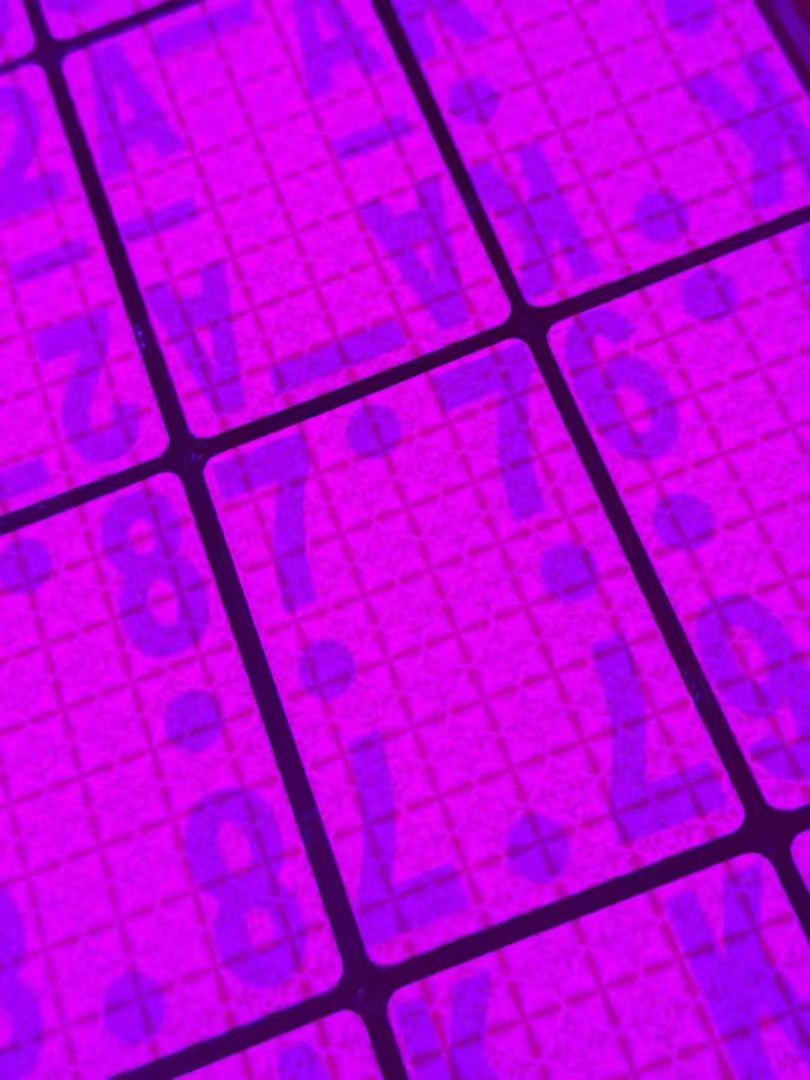 魔术扑克白光隐形眼镜可视花色数字密码透视黑科技万能看牌透视镜