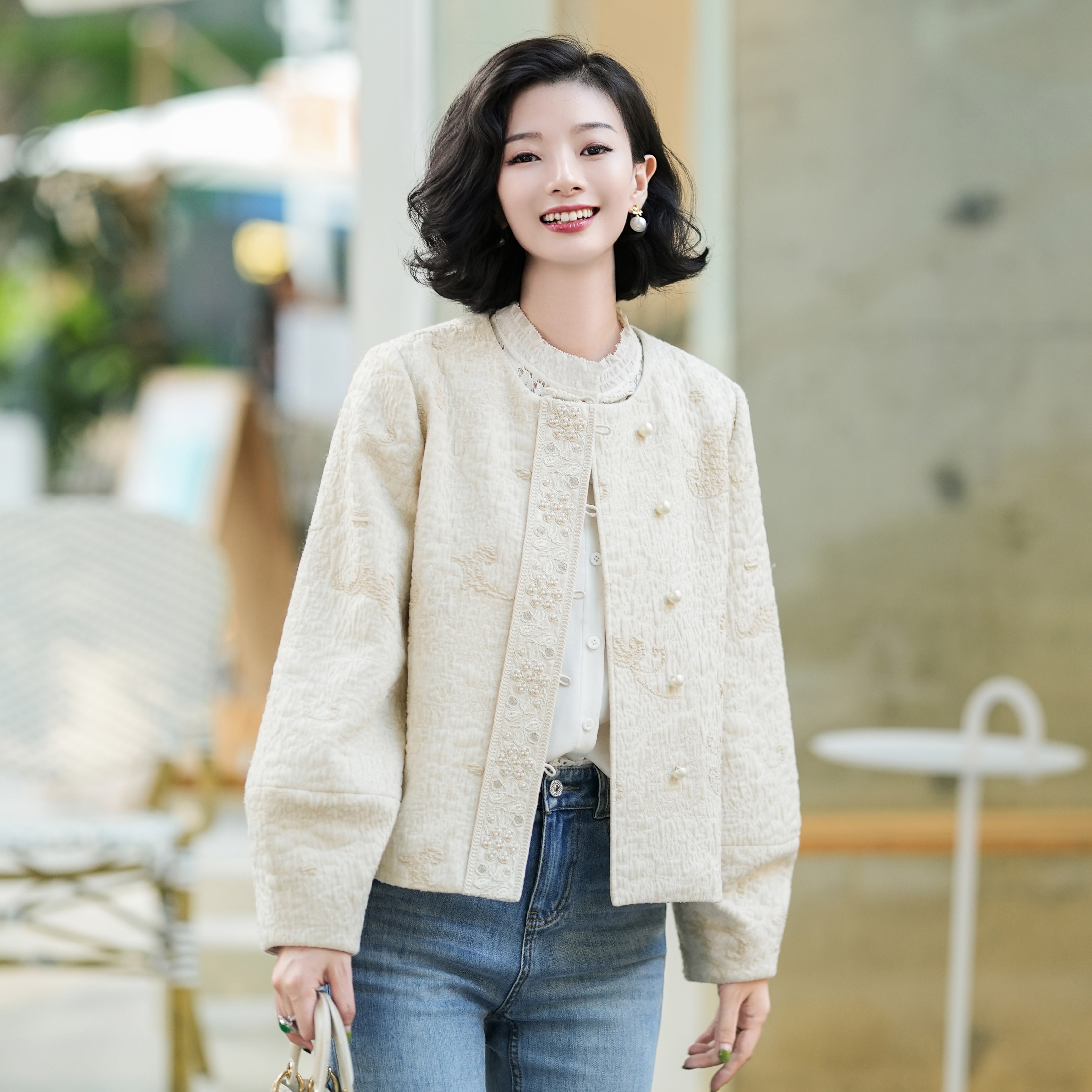 西子/【洛俪塔】新中式气质百搭重工提花圆领盘扣外套/WTHY032