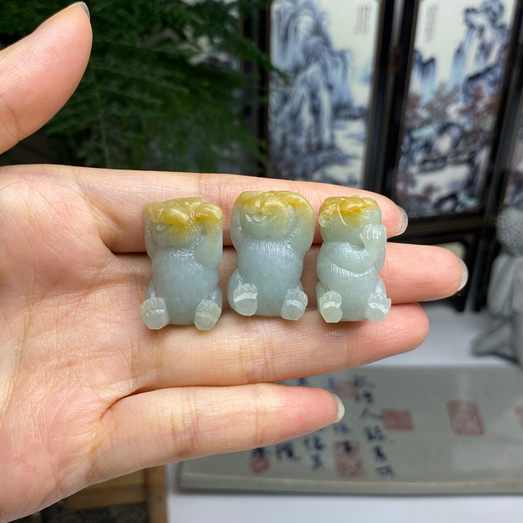 毛货  黄翡三不猴 不听不看不说 天然翡翠A货