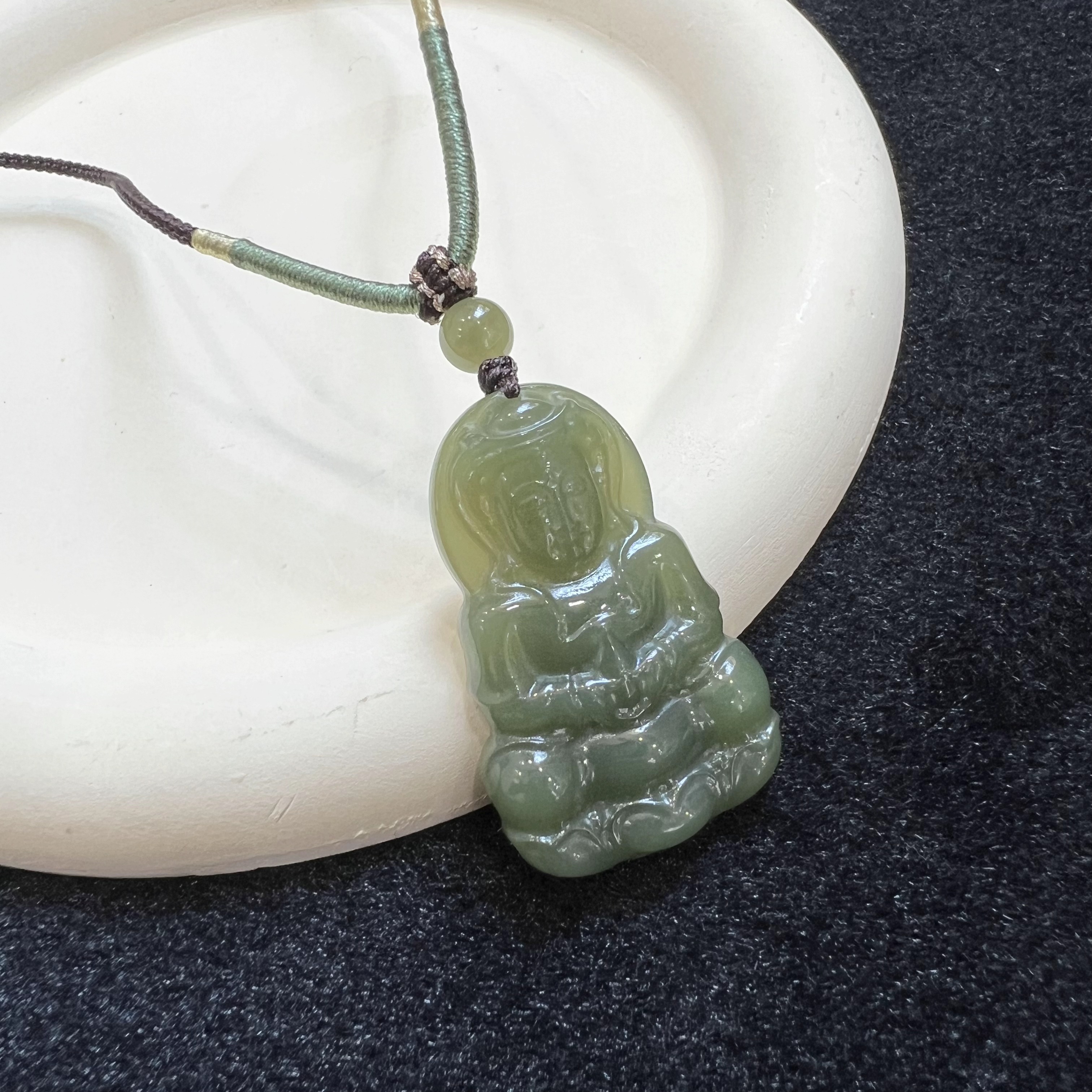 XA041天然和田玉精美净瓶观音吊坠