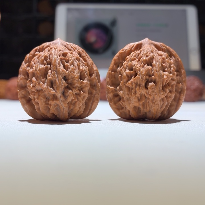 文玩核桃把件汉高虎38