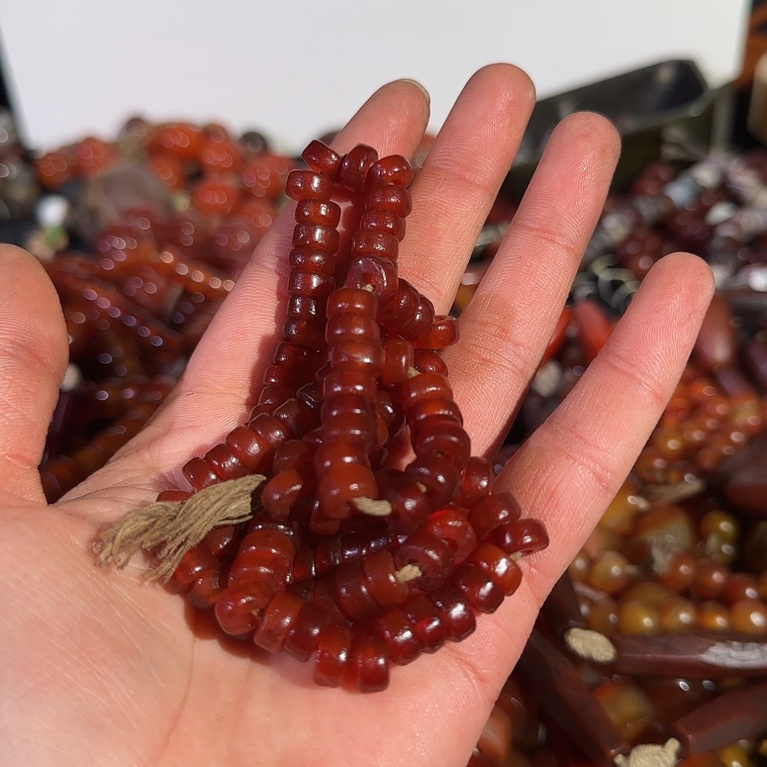 德***仔玛瑙/玉髓未镶嵌颈饰