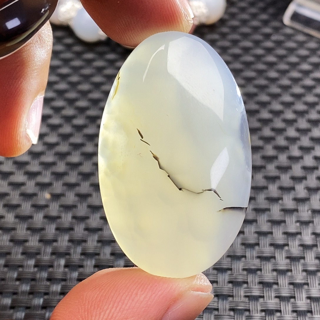 用***3玛瑙/玉髓未镶嵌吊坠(不含链)